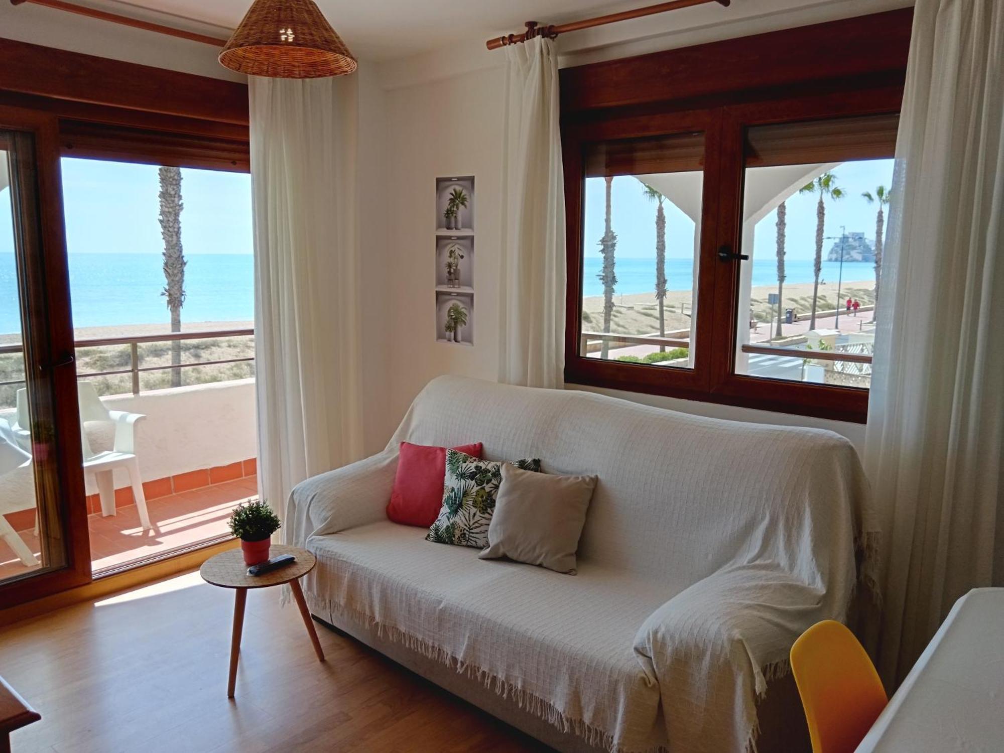 Primera Linea De Playa, Ada Benedicto Xiii, Aire Acondicionado, Wifi, Parking Peñíscola